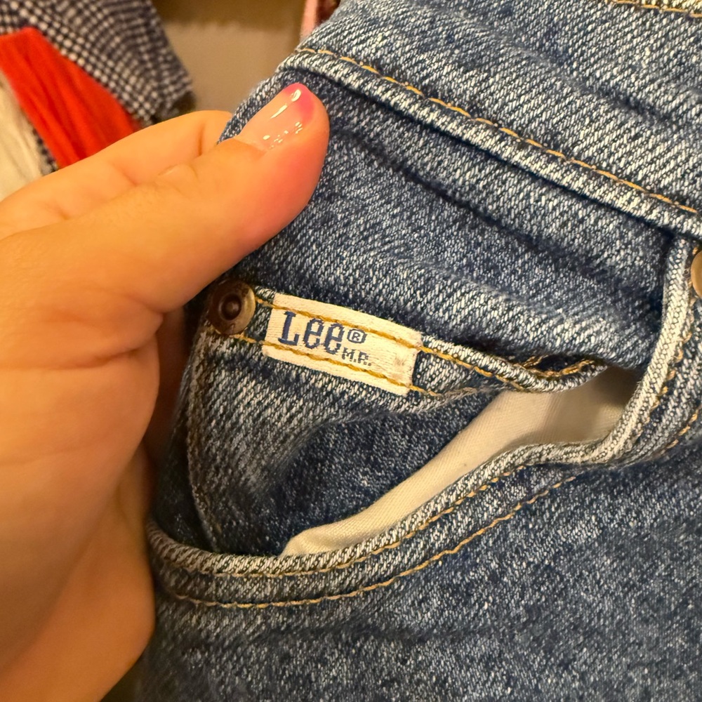Lees Mom Jeans